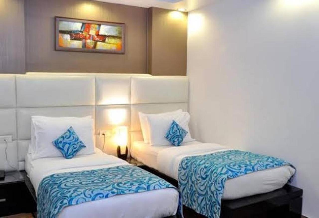 Hotel Elegance New Delhi Exterior foto
