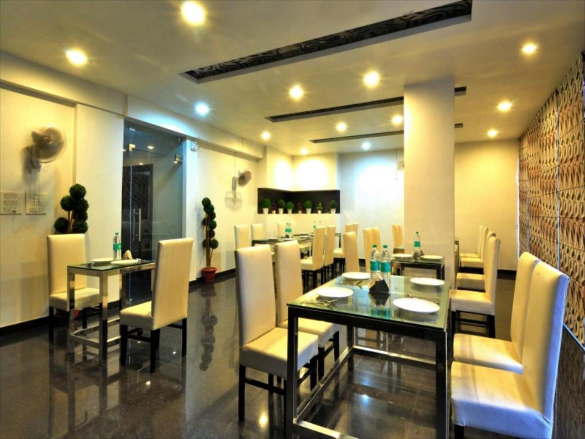 Hotel Elegance New Delhi Exterior foto