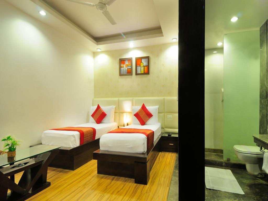 Hotel Elegance New Delhi Exterior foto