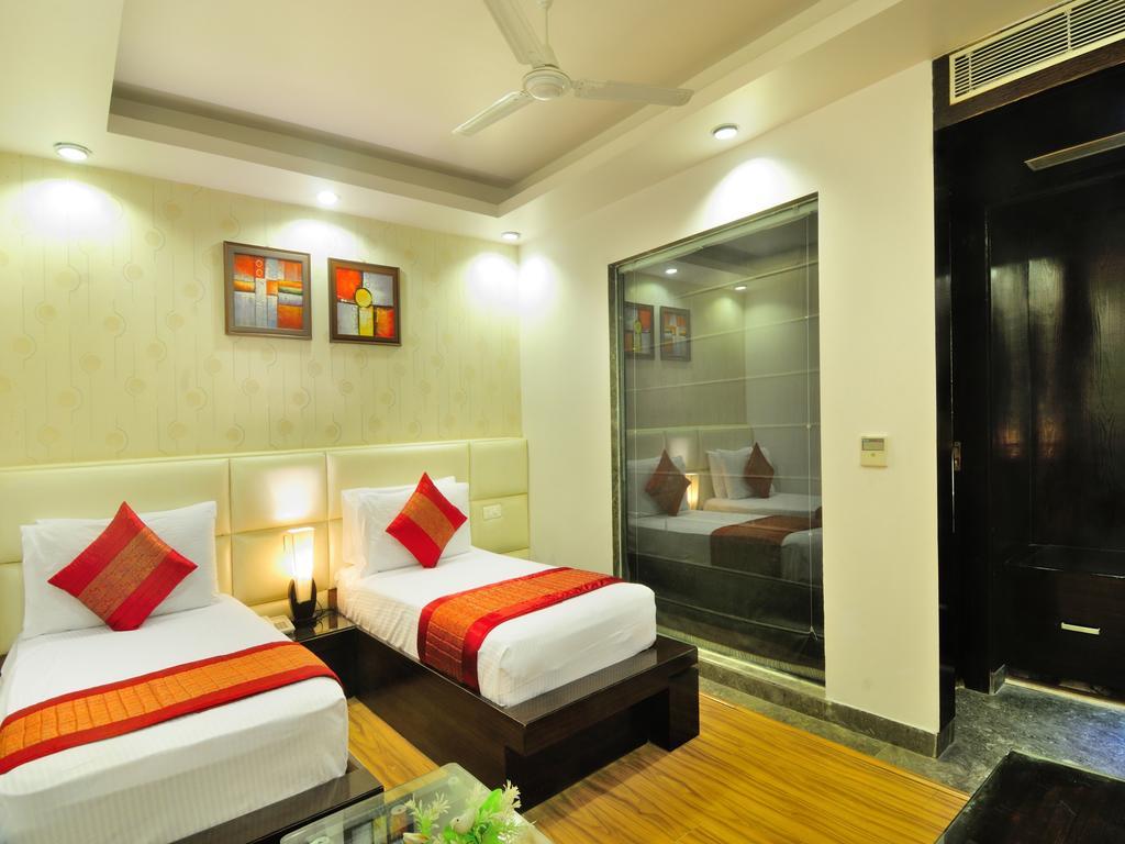 Hotel Elegance New Delhi Exterior foto
