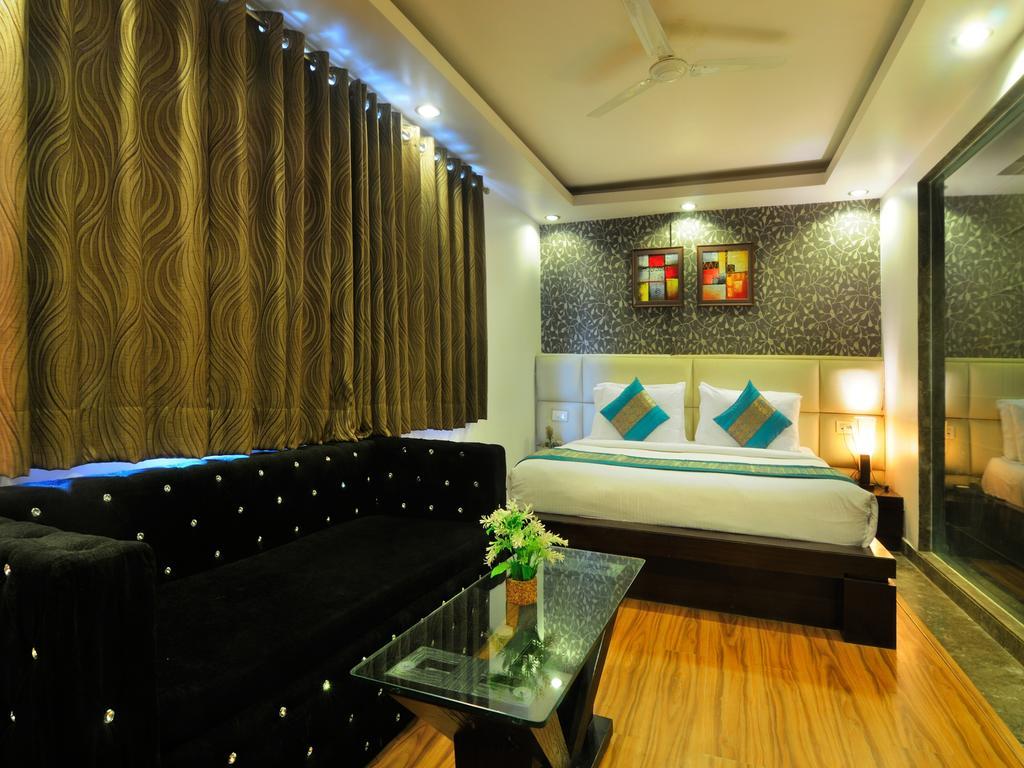 Hotel Elegance New Delhi Exterior foto