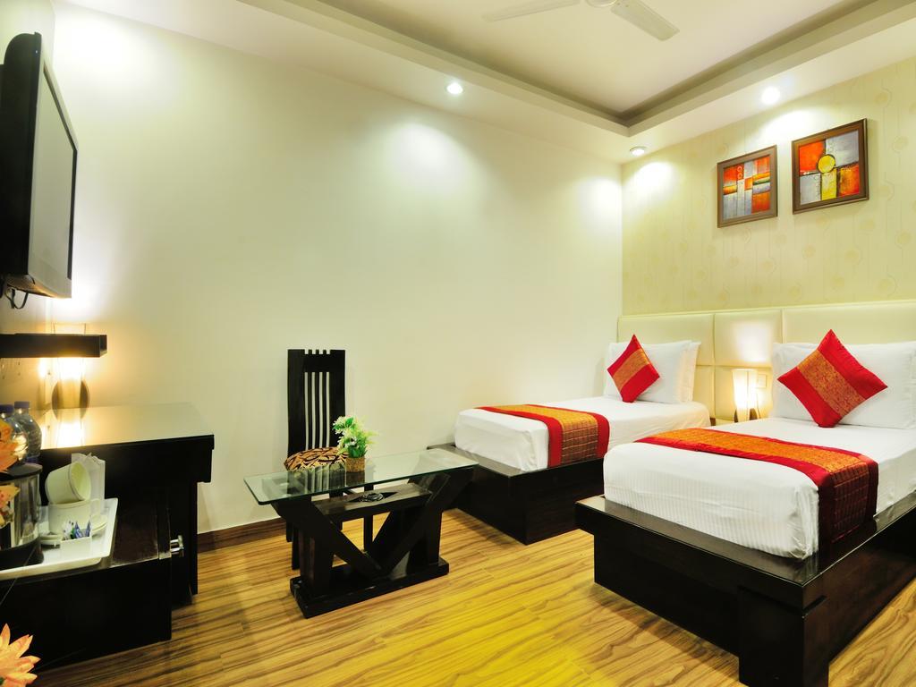 Hotel Elegance New Delhi Exterior foto