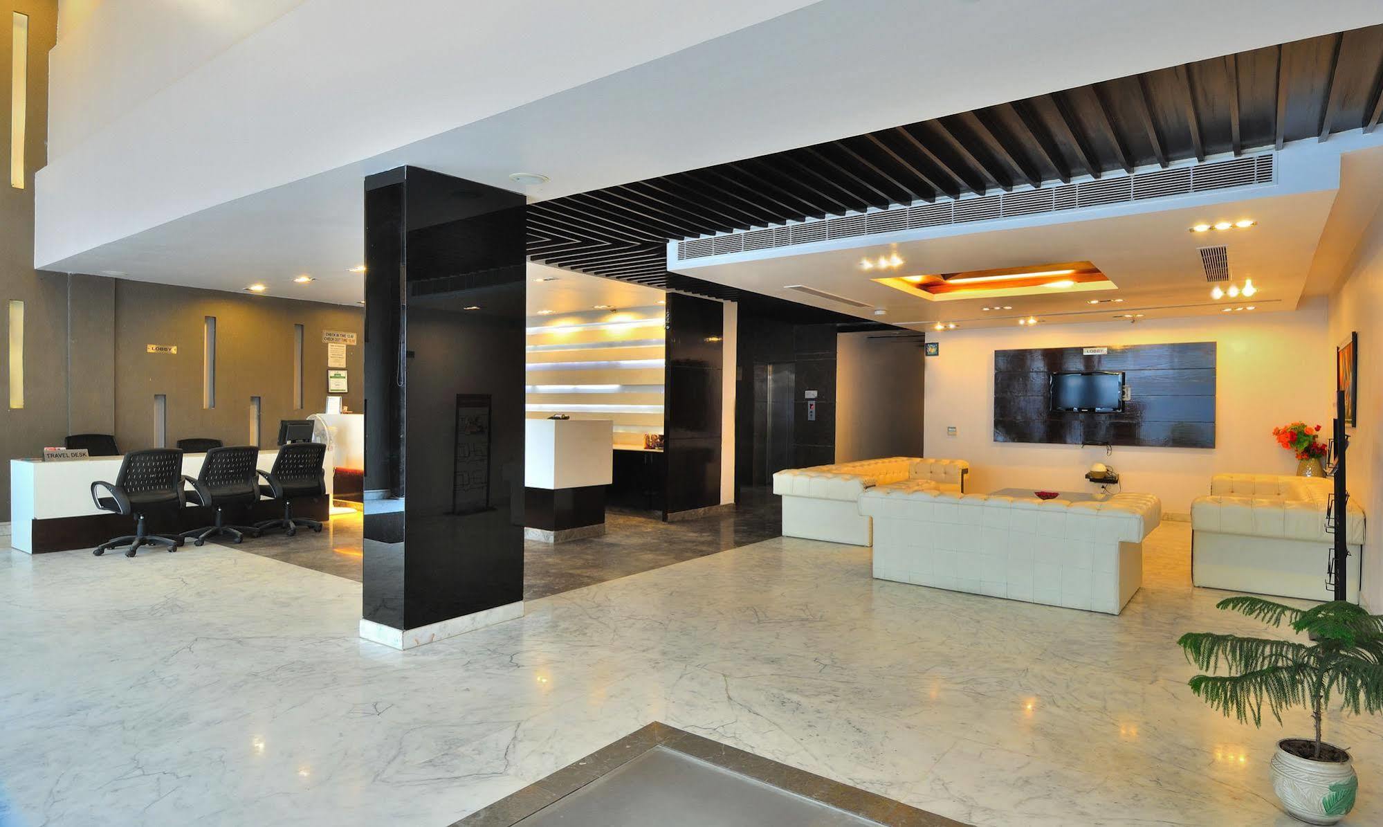 Hotel Elegance New Delhi Exterior foto